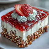 Memorial Day Strawberry Pretzel Salad